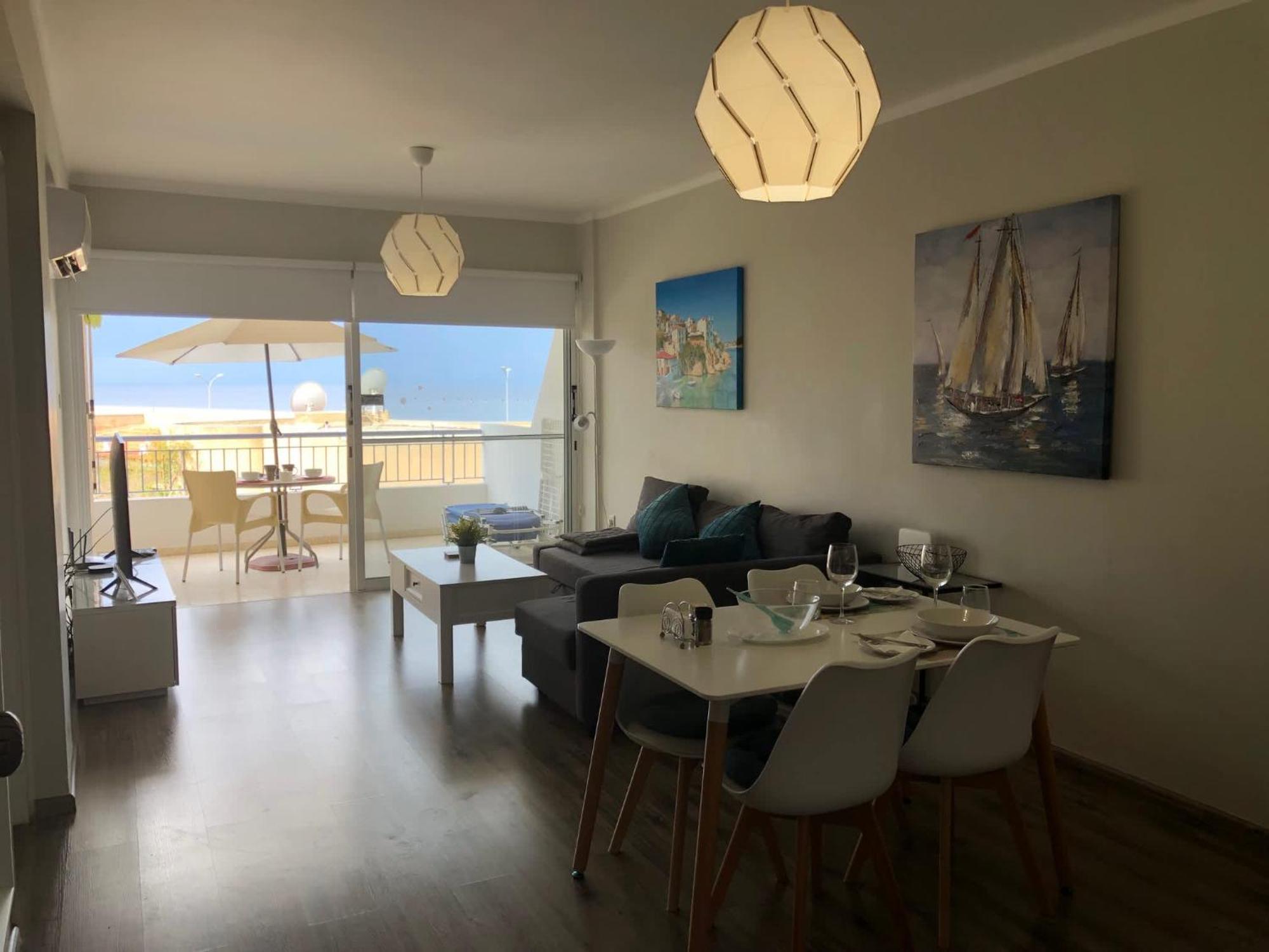 Kings Palace - Modern And Stylish 1 Bedroom Apartment بافوس المظهر الخارجي الصورة